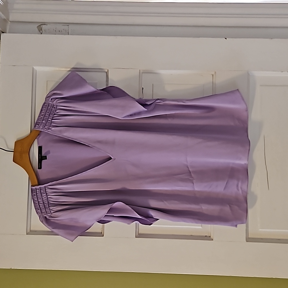 White House Black Market satin flutter vneck size L